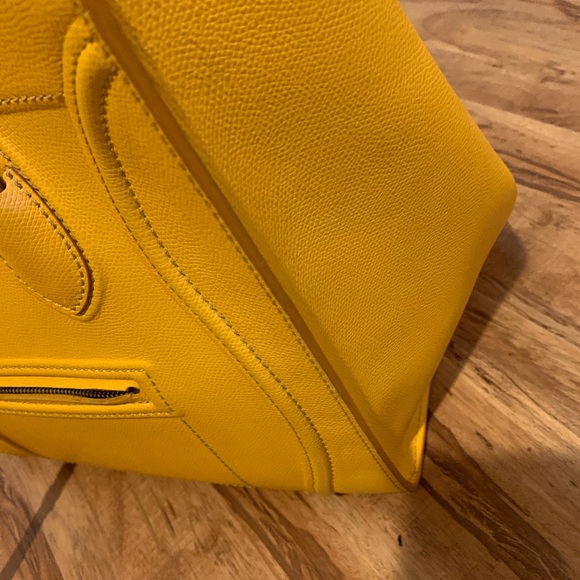 Celine Large Leather PhantomYellow Tote - Picture 5 of 16